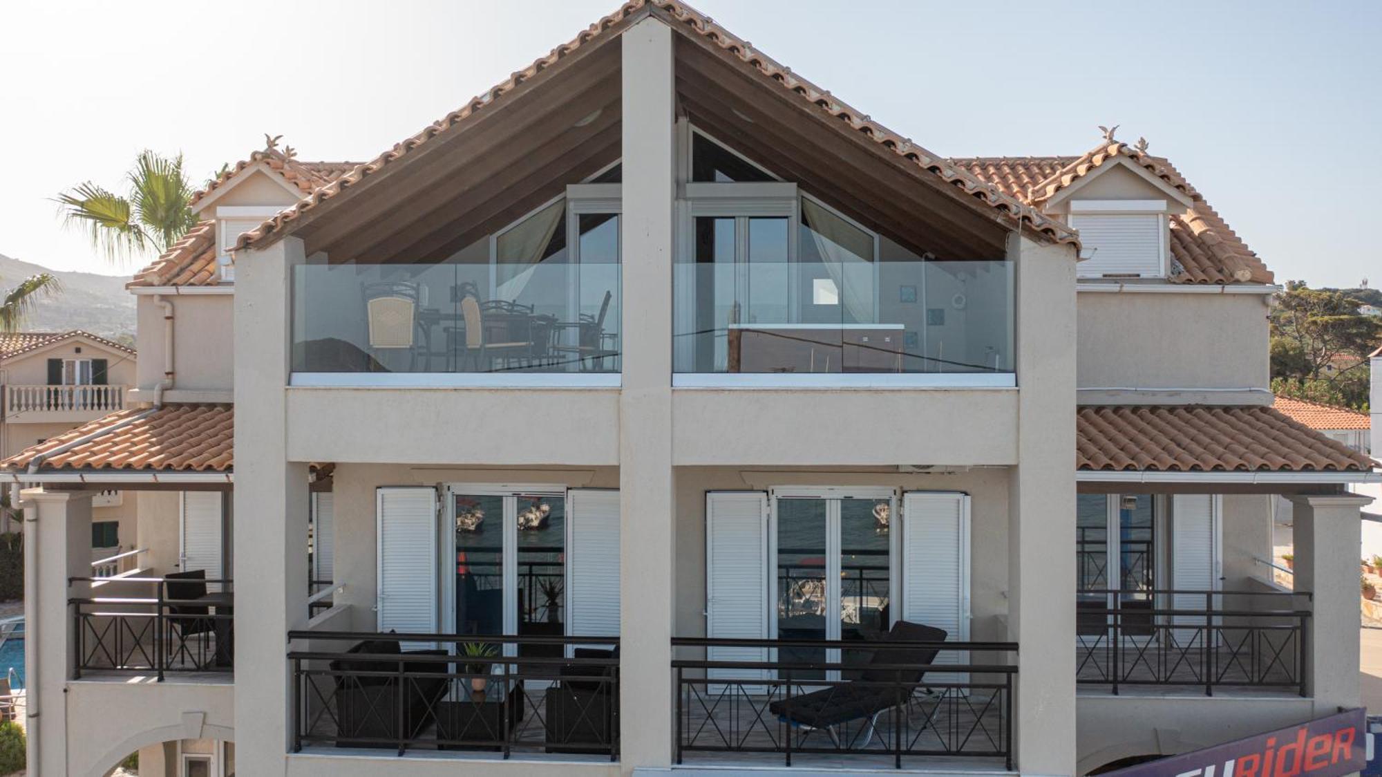 George Beachfront Apartments Lithakia  Oda fotoğraf
